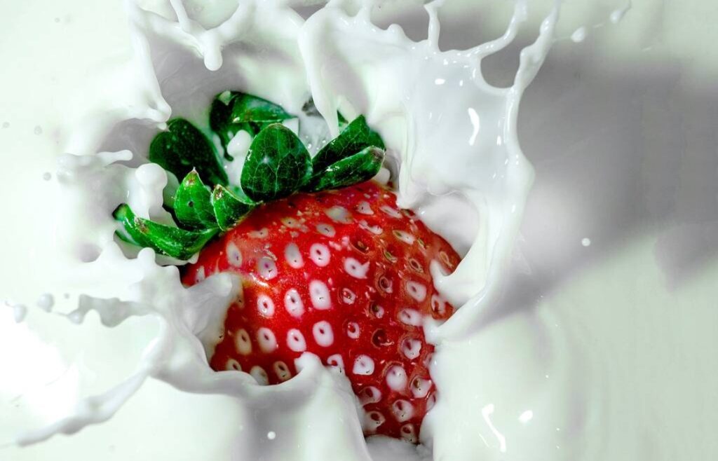 Sweet Strawberry & Cream